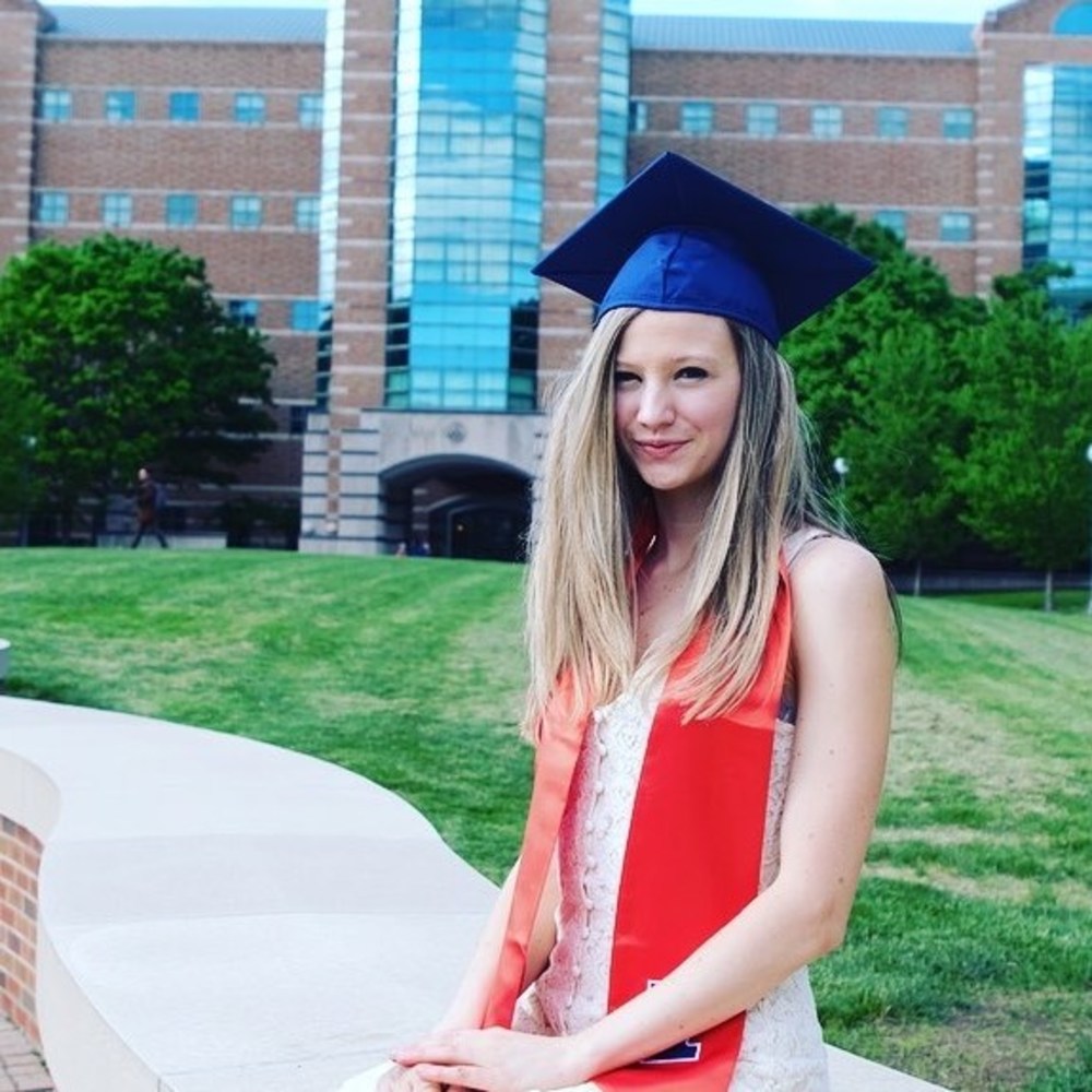 Meet your Posher, Amanda